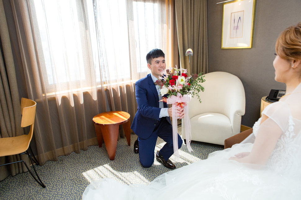 高雄婚禮攝影｜「國賓大飯店」搶先看 愛情長跑多年 終於步入浪漫的紅毯 ｜政彥 & 詩敏 - 婚攝傑克 影像工作室《結婚吧》